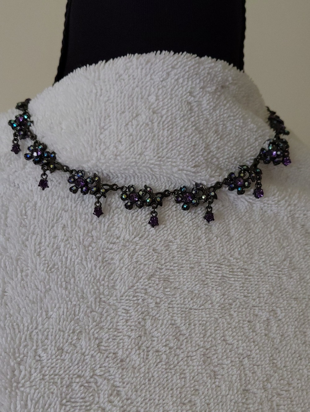 Vintage-Inspired Purple Crystal Choker Necklace